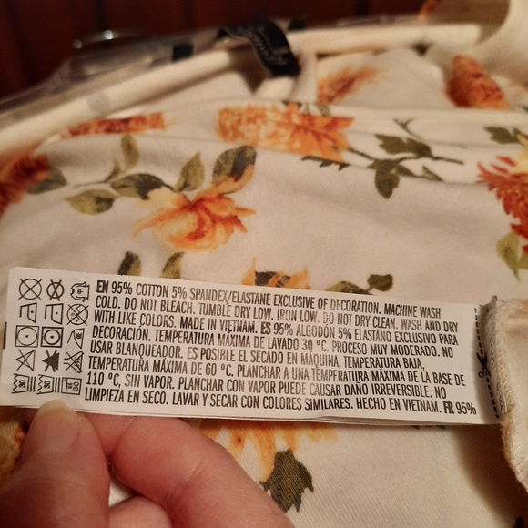 Forever 21 floral dress - Picture 4 of 4